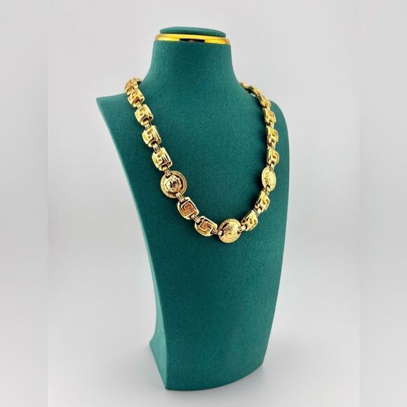 Rare & Vintage Versace Gold Finished Chain Necklace w/COA, Pristine - Picture 3 of 12